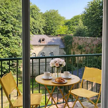 Au Dome De La Basilique Apartman *